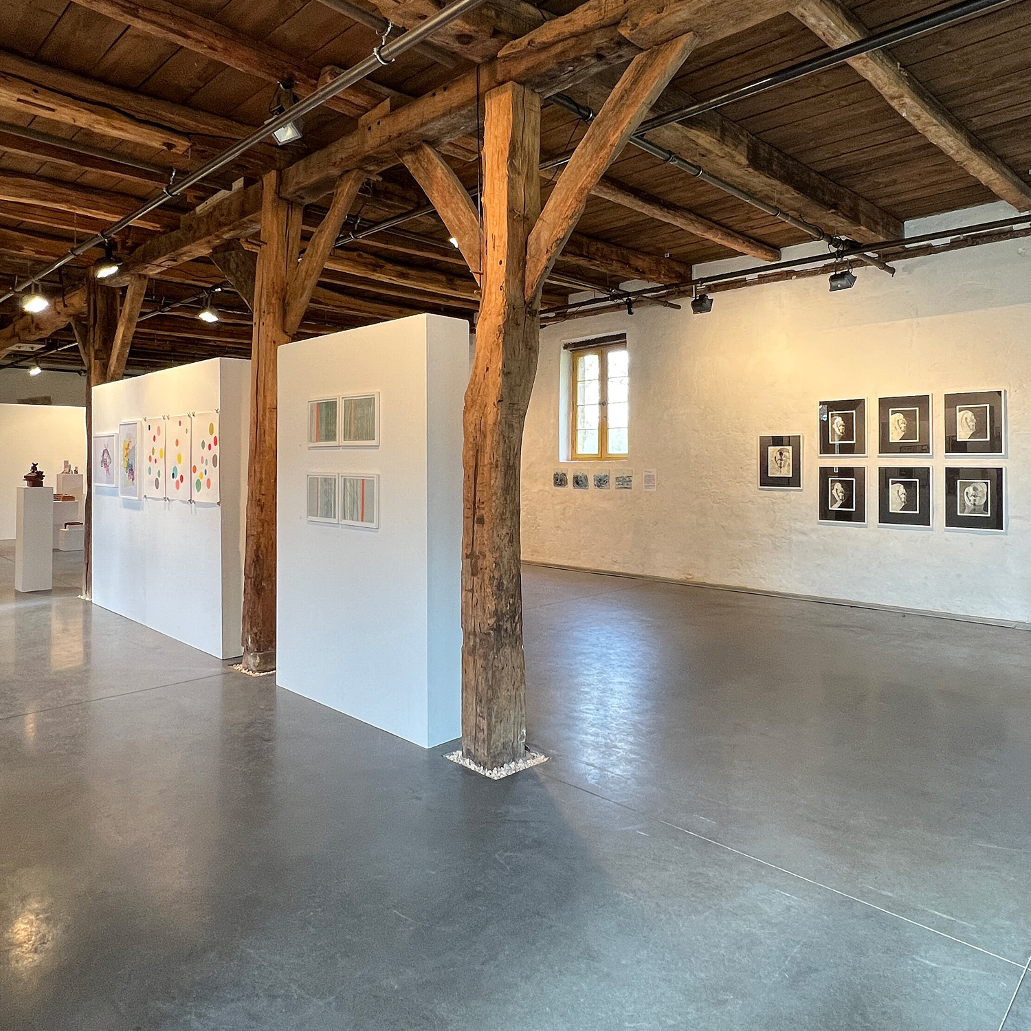 IN SITU – ARTISTS IN RESIDENCE | Kloster Bentlage Rheine | Ökonomie | Blick in die Ausstellung 6